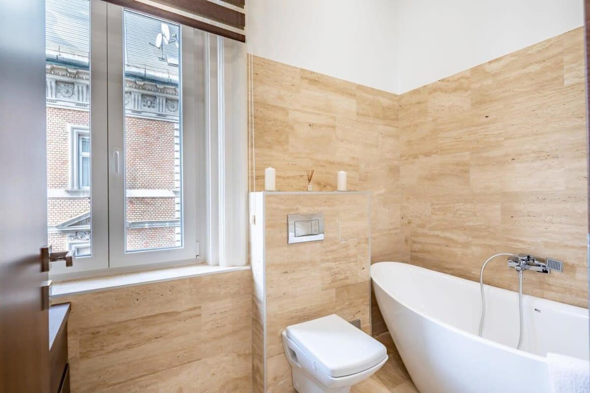 布达佩斯Splendid Perfectly Located Flat With Sauna公寓 外观 照片