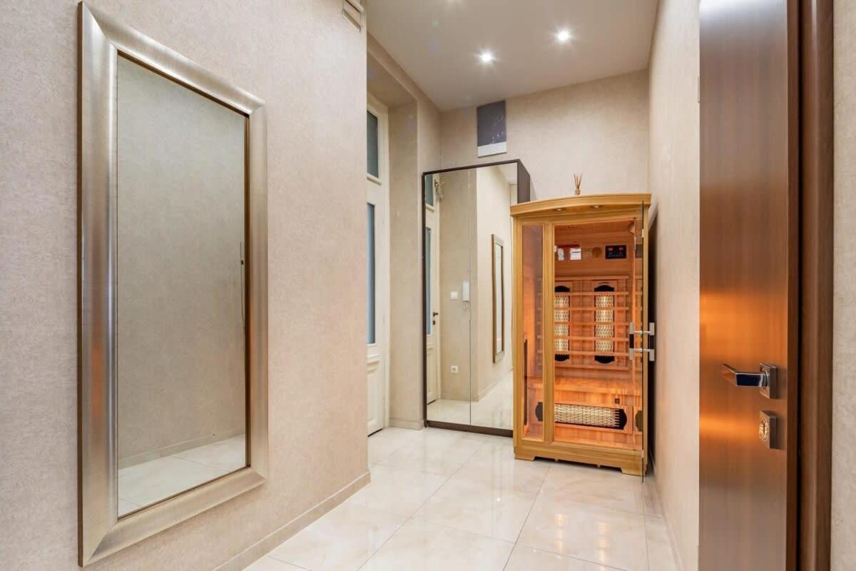 布达佩斯Splendid Perfectly Located Flat With Sauna公寓 外观 照片