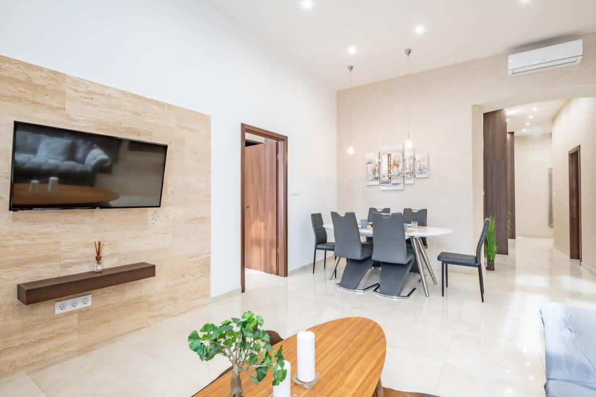 布达佩斯Splendid Perfectly Located Flat With Sauna公寓 外观 照片